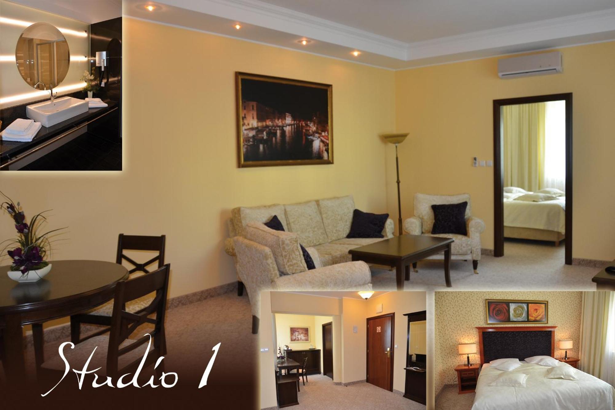 Hotel Falko Rumia Esterno foto