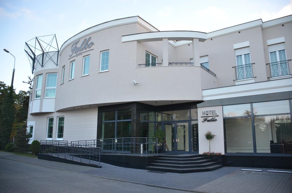 Hotel Falko Rumia Esterno foto